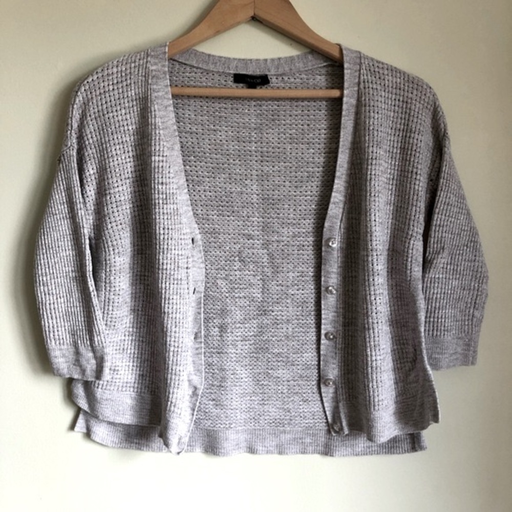 3/$30💚RW&Co grey crop knit cardigan top size large medium womens